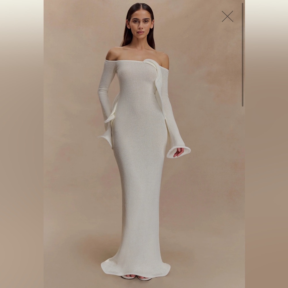 Meshki Off-Shoulder Cream Long Sleeve Dress